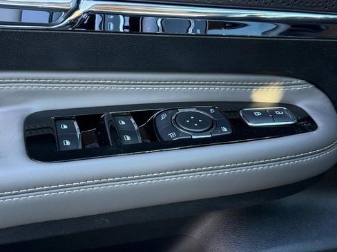 New 2026 Lincoln Corsair Reserve w/ Jet Appearance Package image 17