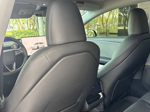 Used 2025 Tesla Model 3 Long Range RWD image 4