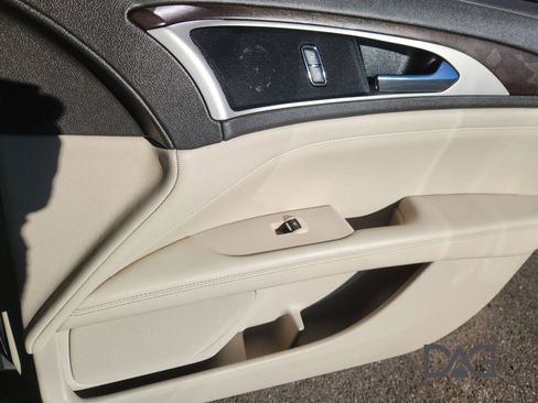 Used 2017 Lincoln MKZ Select w/ Select Plus Package image 23