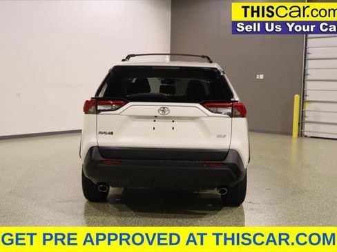 Used 2021 Toyota RAV4 XLE Premium w/ Carpet Mat Package (TMS) FWD image 7