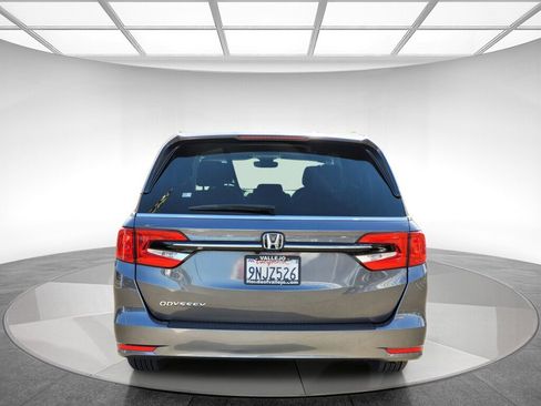 Certified 2024 Honda Odyssey EX-L image 4