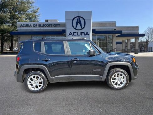 Used 2022 Jeep Renegade Latitude w/ Convenience Group image 7