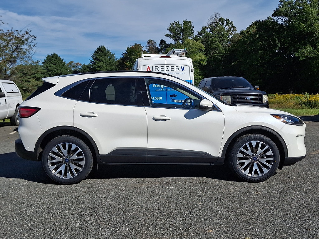 Used 2020 Ford Escape Titanium AWD/4WD image 7