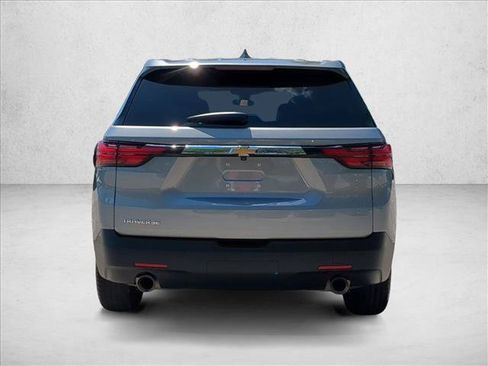 Used 2023 Chevrolet Traverse LS FWD image 7