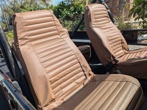 Used 1989 Jeep Wrangler 4WD image 15