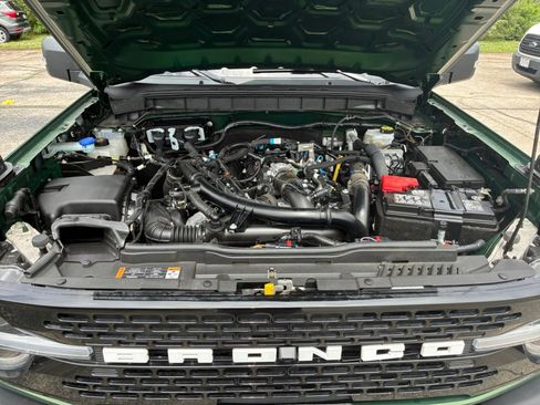 Used 2025 Ford Bronco Badlands AWD/4WD image 27