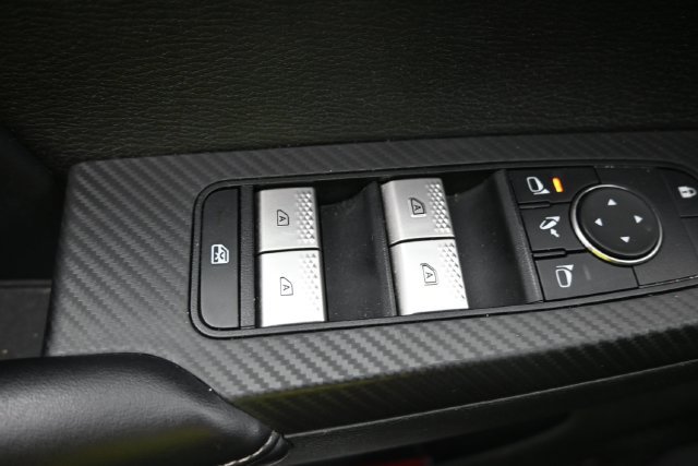 Used 2024 Mitsubishi Outlander SE AWD/4WD image 13