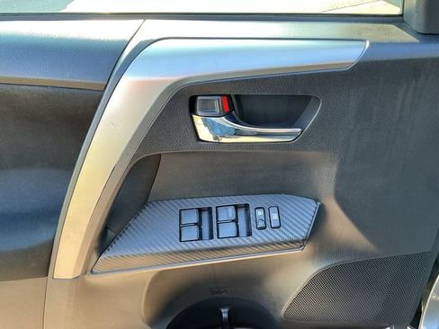 Used 2014 Toyota RAV4 XLE FWD image 13