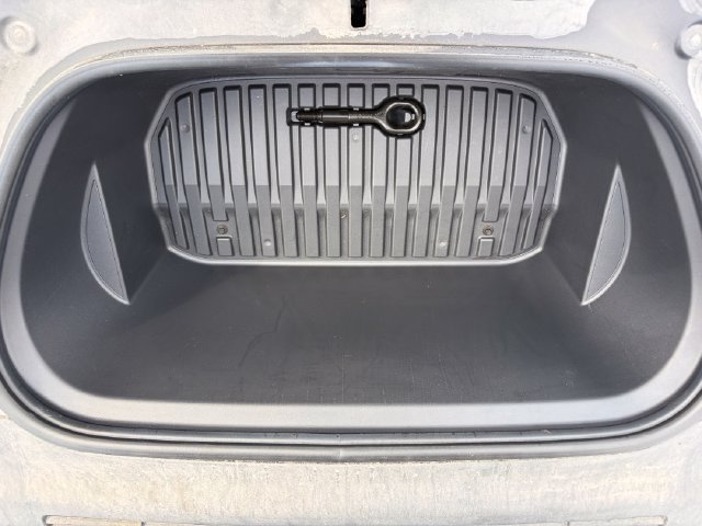 Used 2022 Tesla Model Y Performance AWD/4WD image 31