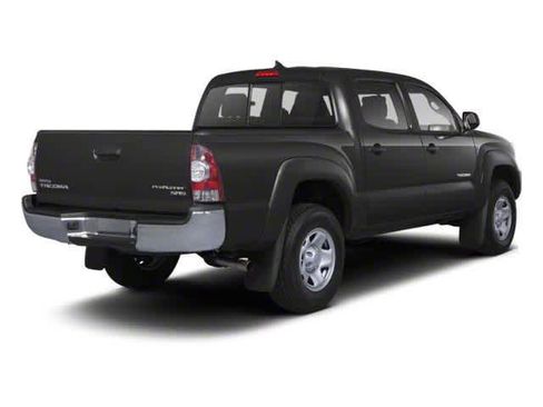 Used 2013 Toyota Tacoma 4x4 Double Cab image 2