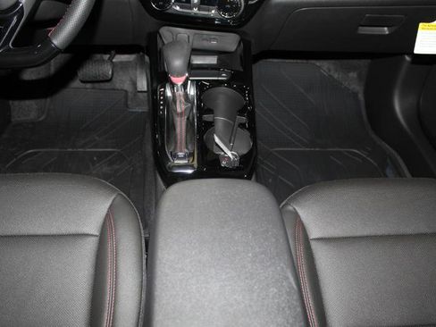 New 2026 Chevrolet Trax RS w/ Sunroof Package image 15