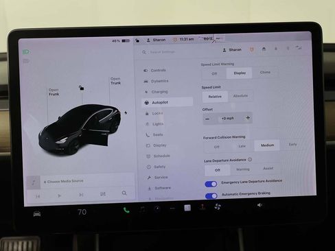 Used 2018 Tesla Model 3 Long Range image 48