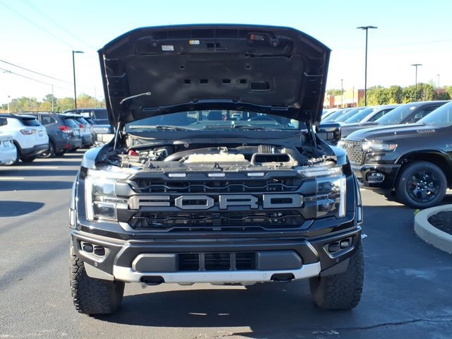 Used 2024 Ford F150 Raptor AWD/4WD image 33
