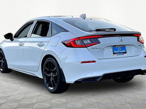 Used 2025 Honda Civic Sport image 5