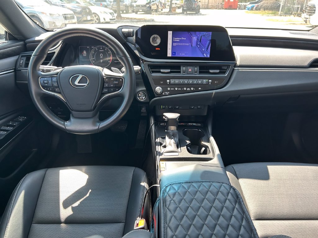 Used 2025 Lexus ES 350 w/ Premium Package FWD image 16