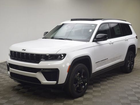 New 2026 Jeep Grand Cherokee L Limited image 16