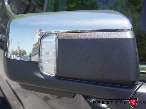 Used 2024 GMC Sierra 1500 Denali w/ Technology Package AWD/4WD image 19