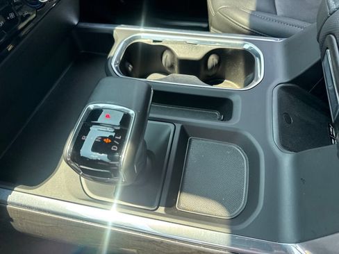 Used 2024 Chevrolet Silverado 1500 LTZ w/ Technology Package AWD/4WD image 18