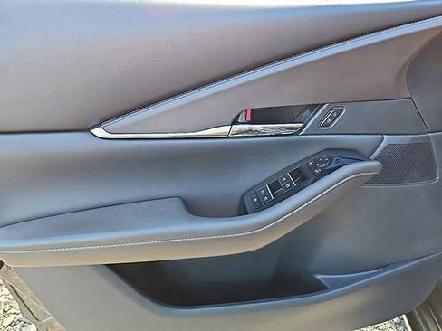 Used 2022 MAZDA CX-30 AWD 2.5 S w/ Premium Package image 12