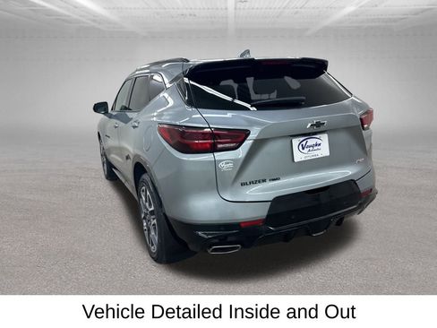 Certified 2024 Chevrolet Blazer RS w/ Driver Confidence II Package image 11