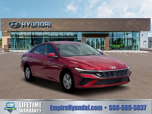 New 2026 Hyundai Elantra SE image 9