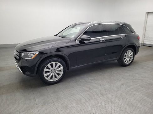 Used 2020 Mercedes-Benz GLC 300 4MATIC image 2