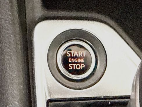 Used 2022 Nissan Sentra SV FWD image 21