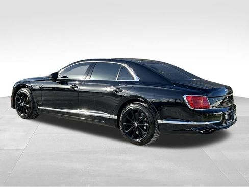 Used 2021 Bentley Flying Spur V8 image 7