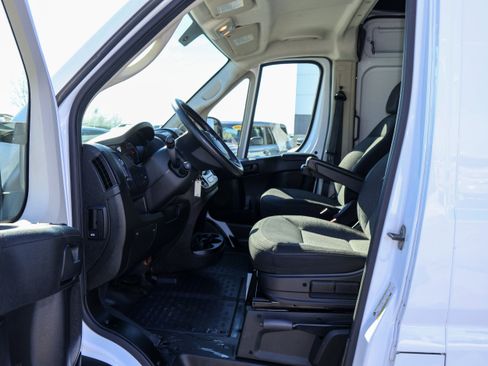 Used 2021 RAM ProMaster 2500 image 11