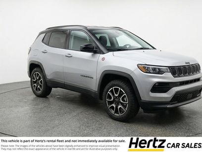 Used 2025 Jeep Compass Trailhawk