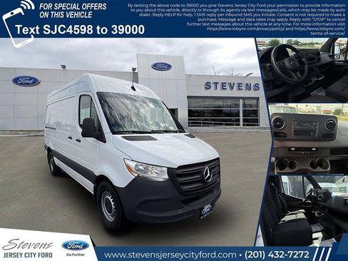 Used 2023 Mercedes-Benz Sprinter 2500 image 1