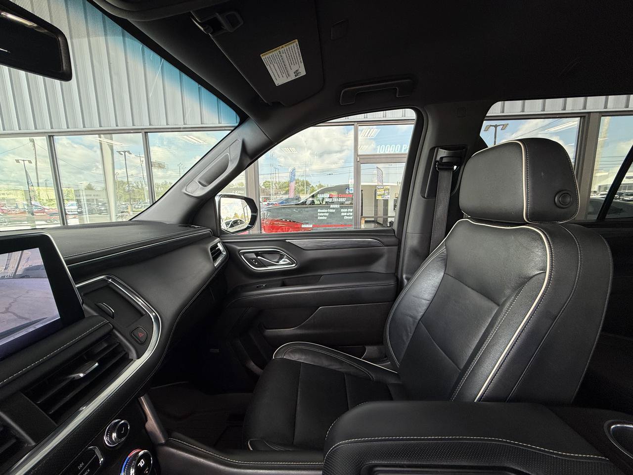 Used 2021 GMC Yukon SLT AWD/4WD image 25