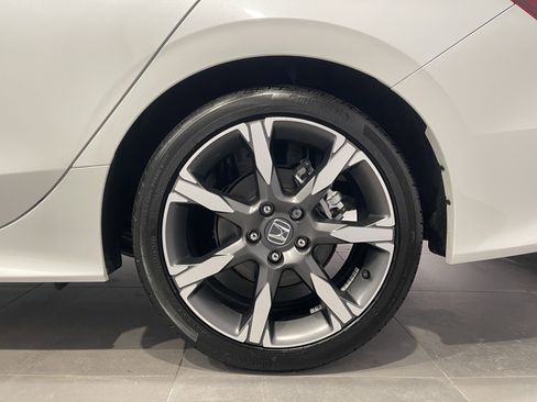 Used 2025 Honda Civic Sport image 9