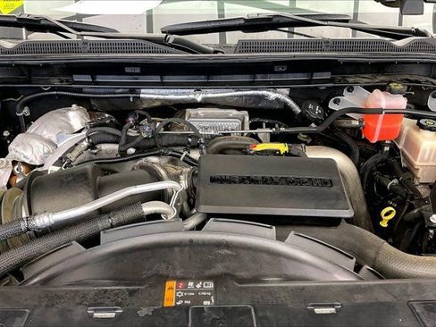 Used 2022 GMC Sierra 2500 AT4 image 9