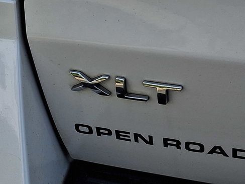 Used 2019 Ford Expedition XLT w/ Equipment Group 202A image 32