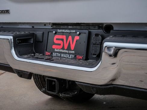 New 2026 RAM 3500 Big Horn AWD/4WD image 14