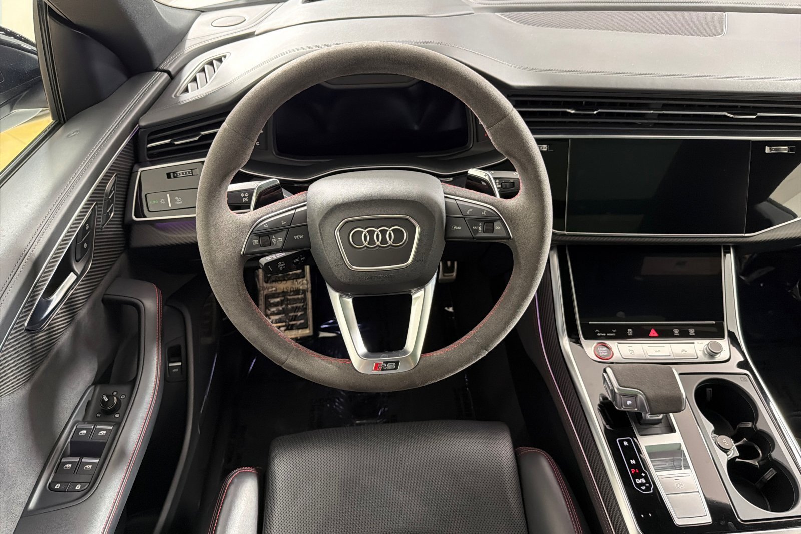 Used 2024 Audi RS Q8 AWD/4WD image 13
