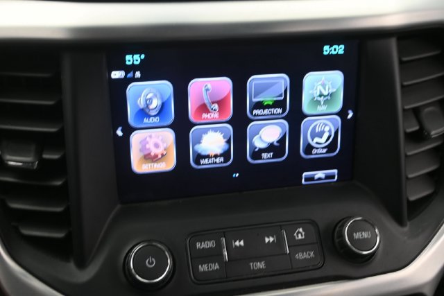 Used 2017 GMC Acadia SLT FWD image 25