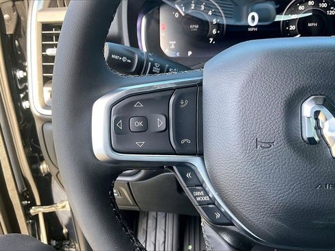 New 2026 RAM 1500 4x4 Crew Cab image 28