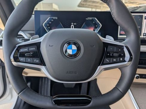 Used 2025 BMW 330i Sedan image 12