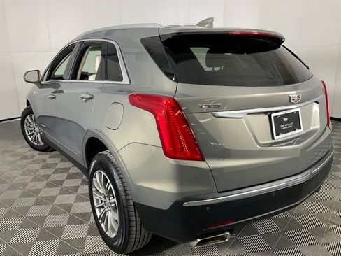 Used 2018 Cadillac XT5 Luxury w/ Driver Awareness Package image 31