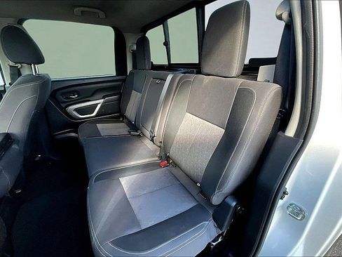 Used 2023 Nissan Titan SV image 28