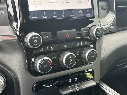 Used 2024 RAM 1500 Laramie image 21