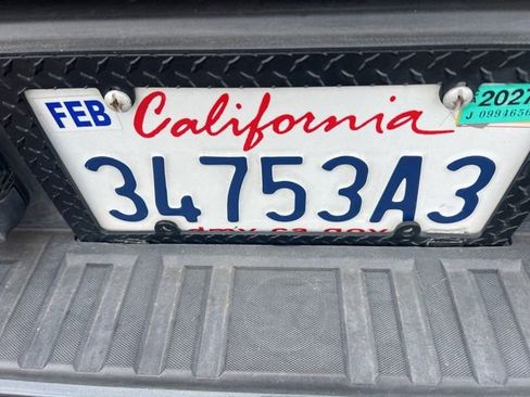 Used 2019 Chevrolet Colorado LT image 16