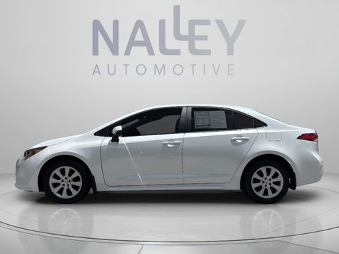 Used 2026 Toyota Corolla LE FWD image 2