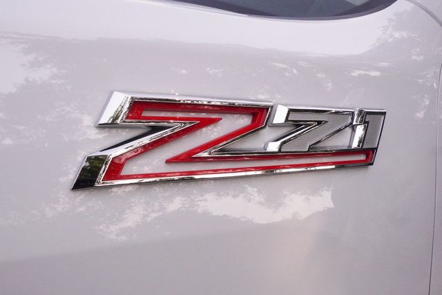 Used 2025 Chevrolet Silverado 2500 LTZ w/ LTZ Convenience Package AWD/4WD image 40