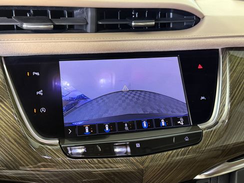 Used 2020 Cadillac XT6 Premium Luxury w/ Platinum Package image 21