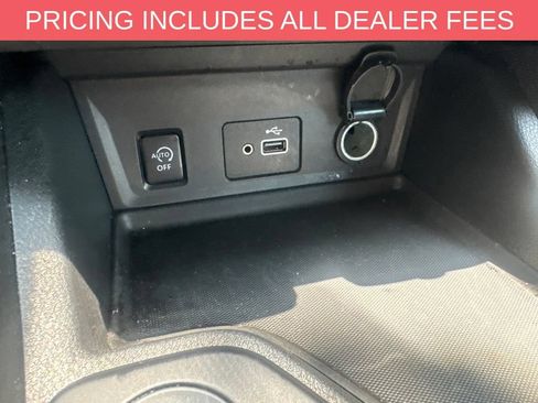Used 2024 Nissan Sentra S w/ Lighting Package FWD image 6