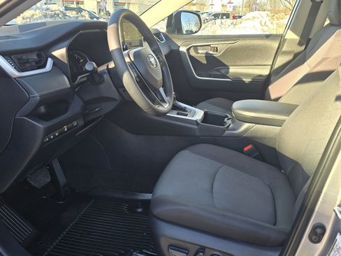 Certified 2025 Toyota RAV4 XLE image 15