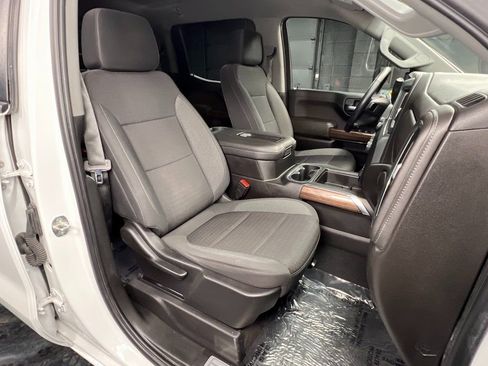 Used 2022 Chevrolet Silverado 1500 LT Trail Boss w/ Safety Package image 4